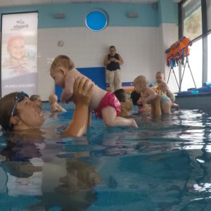 oswajanie z wodą szkoła pływania