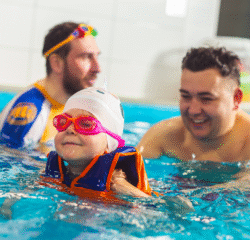 Pływanie dzieci i niemowląt fregata swimming