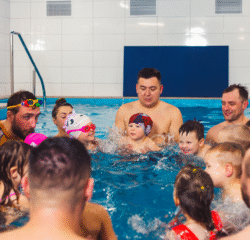 Pływanie dzieci i niemowląt fregata swimming